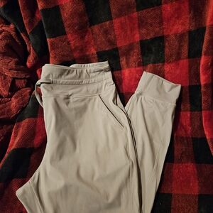 2X HALARA Joggers
